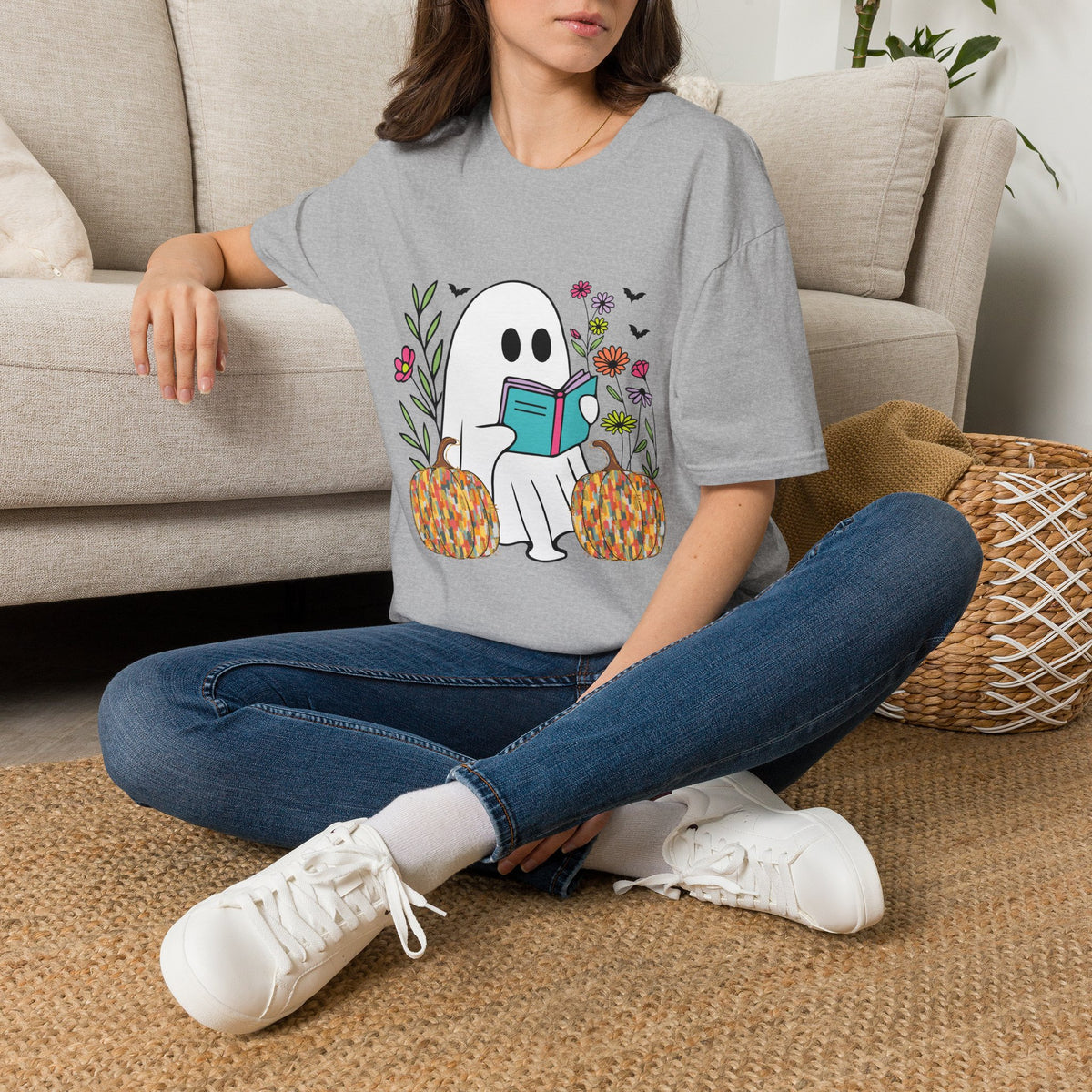 Ghost Reading T‑Shirt — Cute Pumpkin & Floral Halloween Tee