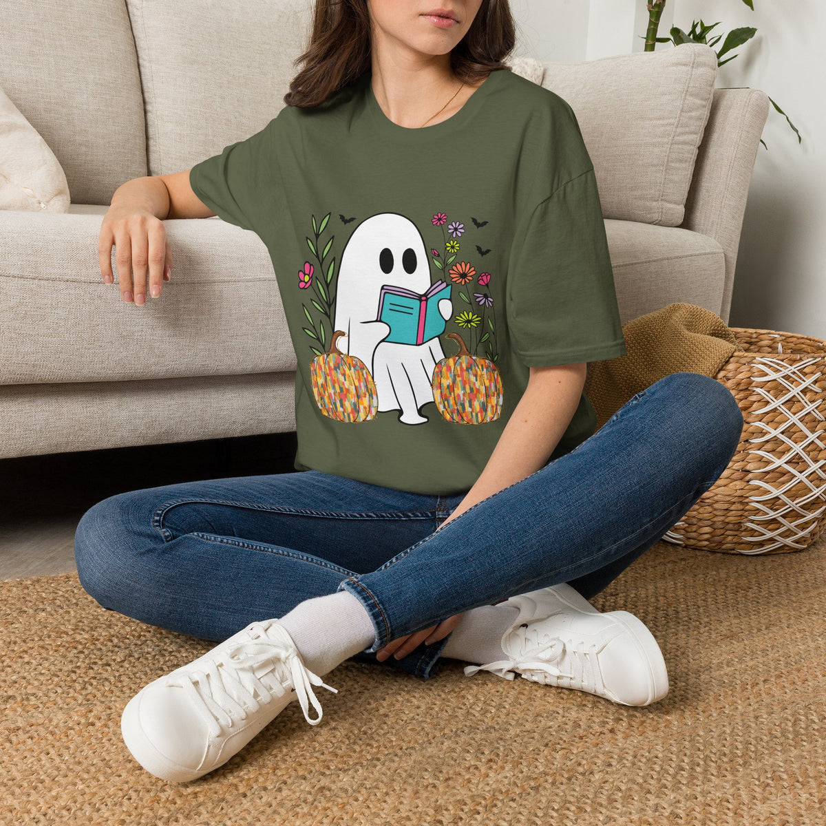Ghost Reading T‑Shirt — Cute Pumpkin & Floral Halloween Tee
